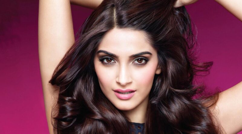 Sonam Kapoor Net Worth 2021 – Car, Salary, Assets, Income