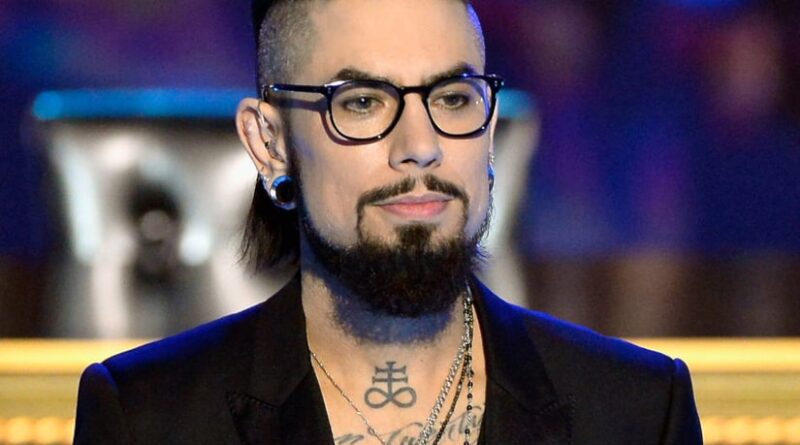 Dave Navarro Net Worth – Biography, Career, Spouse And Net Worth