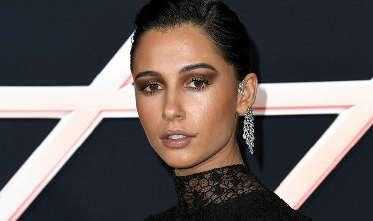 Naomi Scott Net Worth 2020, Bio, Career