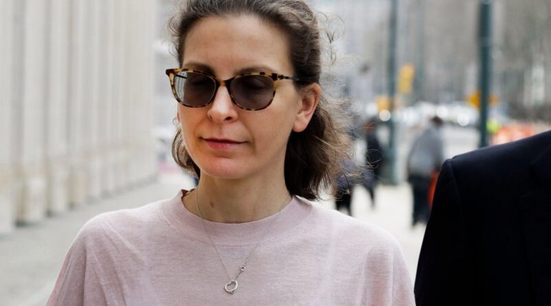 Clare Bronfman American heiress Wiki ,Bio, Profile, Unknown Facts and Family Details revealed